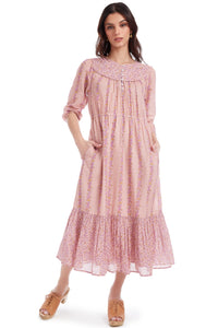 marge pink dress Marge Simpson's Iconic Chanel Suit